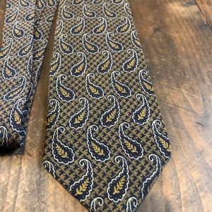 Giorgio Armani men’s tie